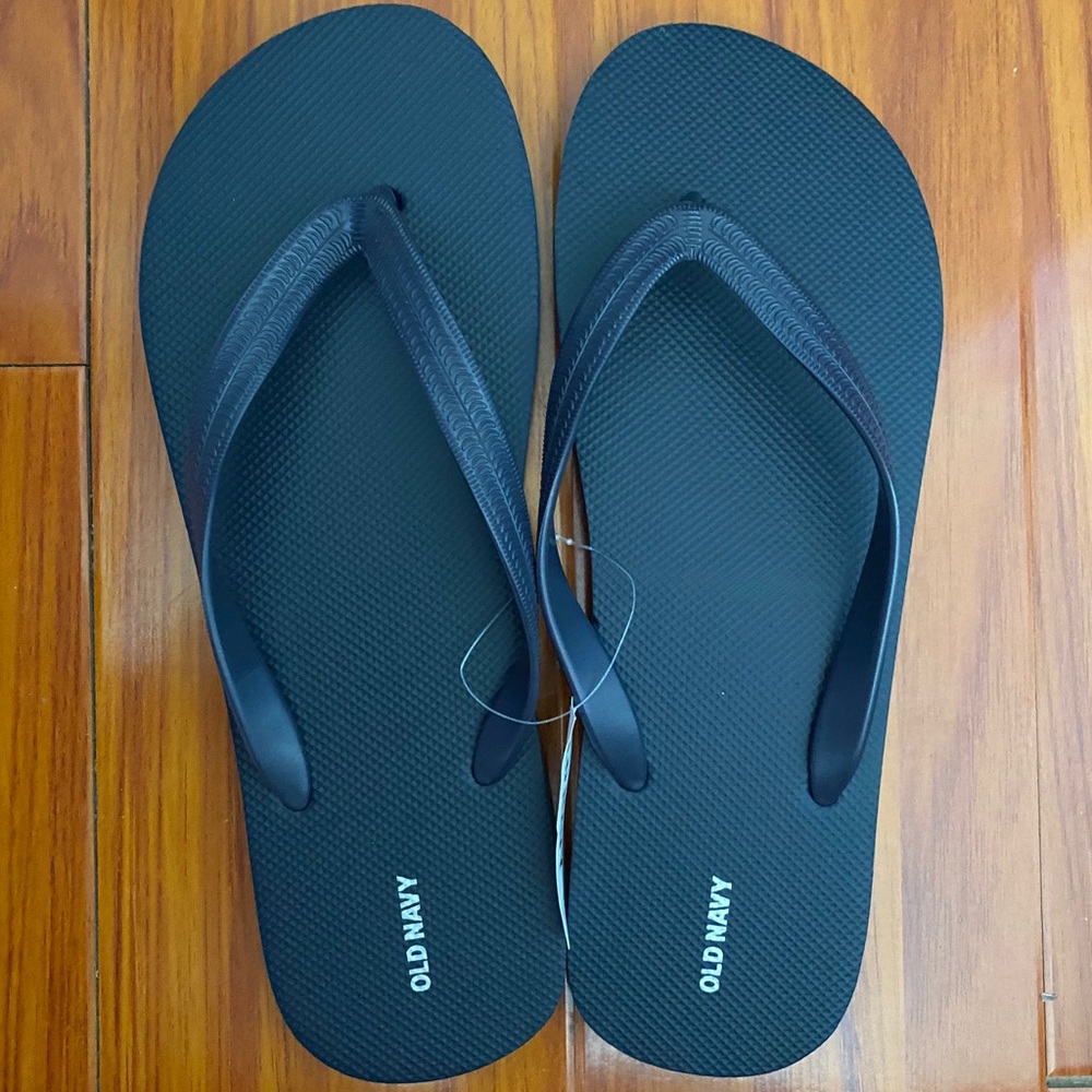🌿 Navy Flip Flops
